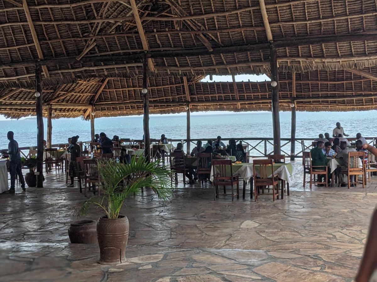 Amaan Ocean Hotel Kihinani Bububu Εξωτερικό φωτογραφία